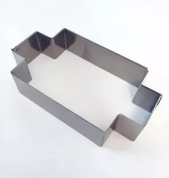1 DECOUPOIR TARTELETTE INOX RECTANGLE ep 35mm